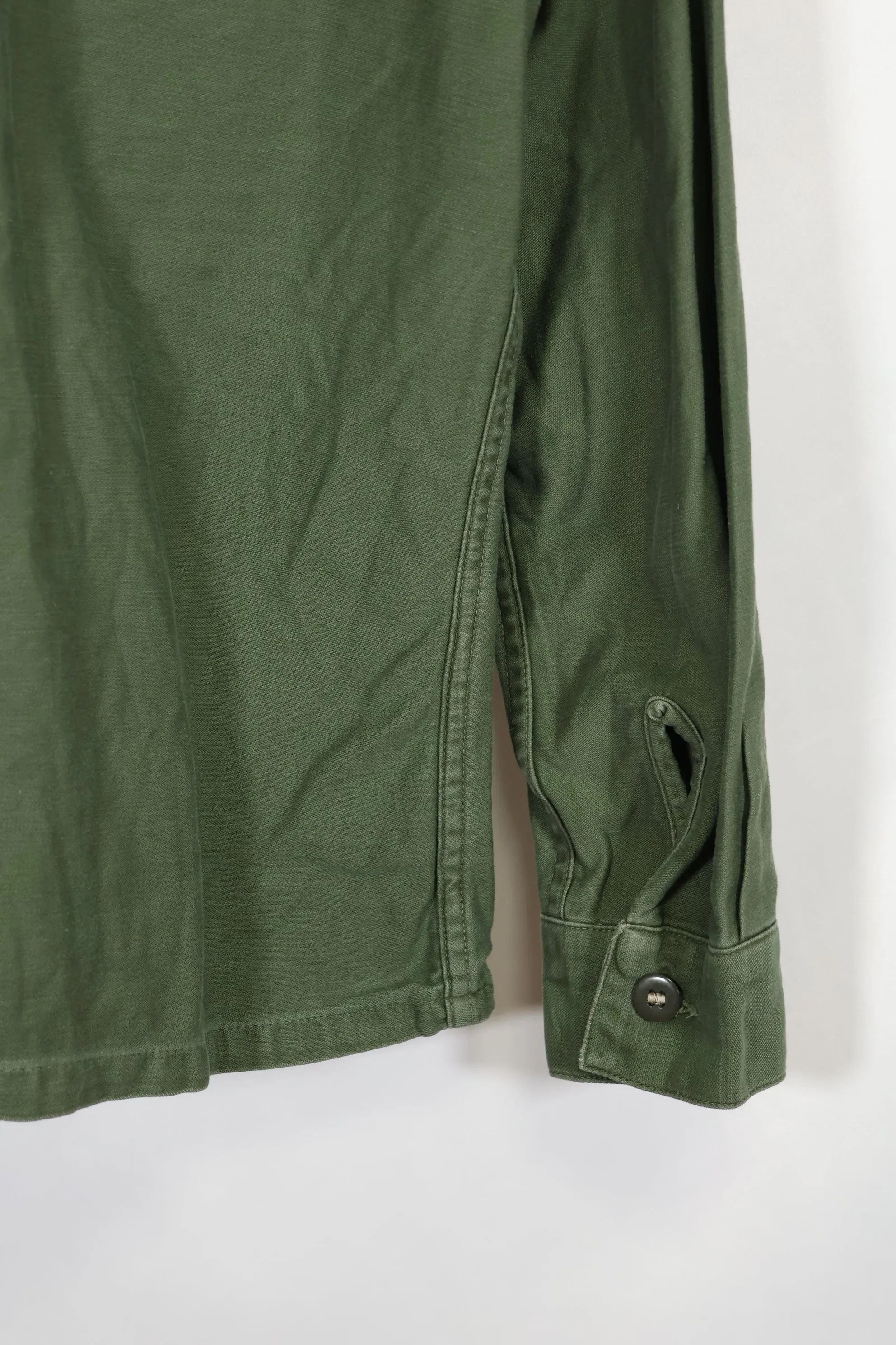 1950s US Marine Corps P56 OG-107 Utility Shirt, used, good condition.