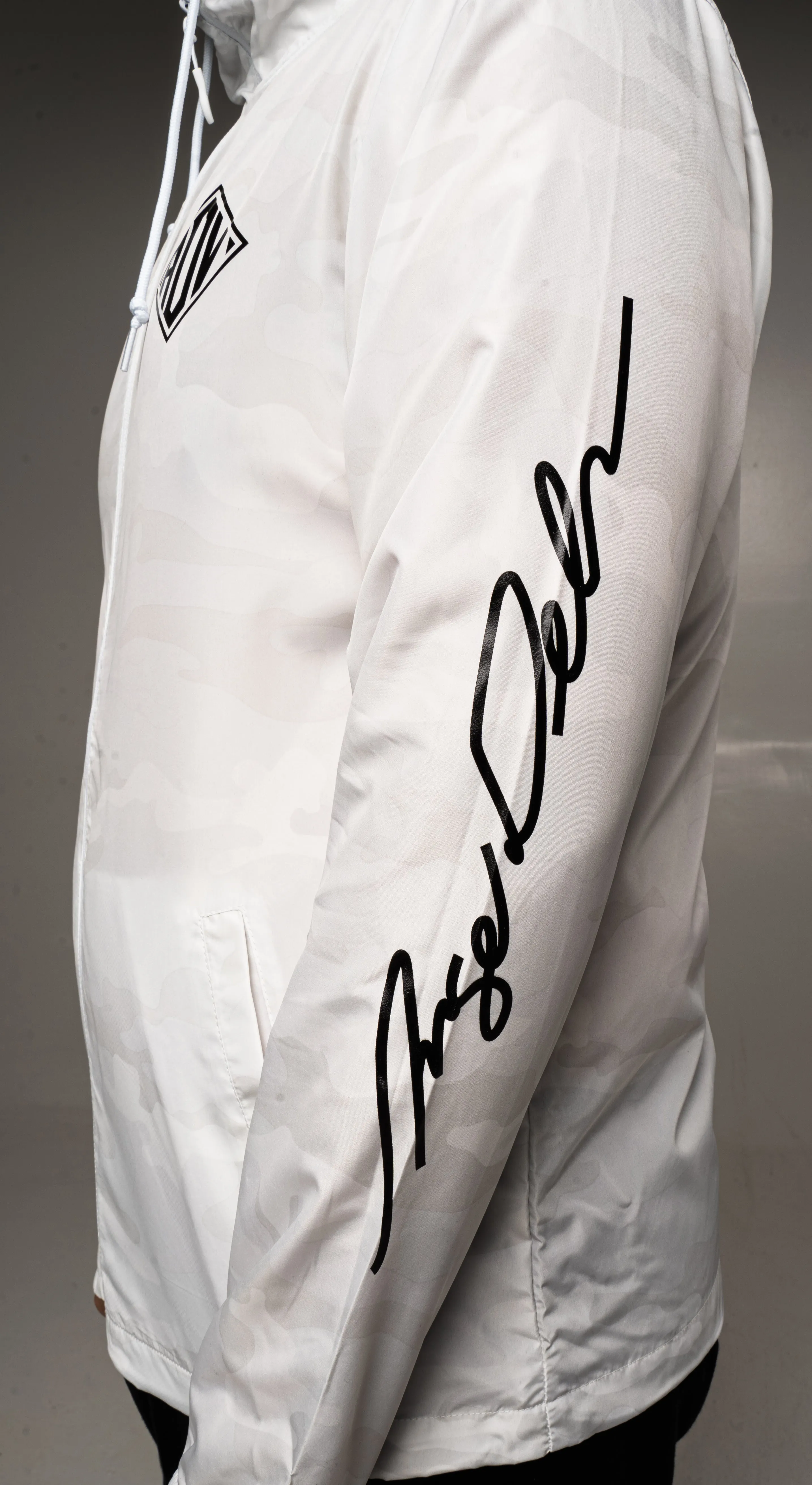 ADV Windbreaker