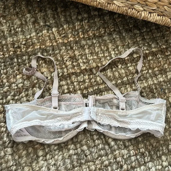 Chantelle Vintage Full Lace Baby Pink Lingerie Bra