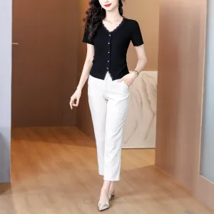 Chic Solid Blouse with V-Neck and Figure-Flattering Design