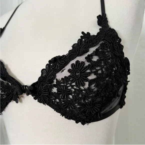 FLORA NIKROOZ Showstopper Charmeuse T-Back Bra in Black Lace Lingerie Size Small