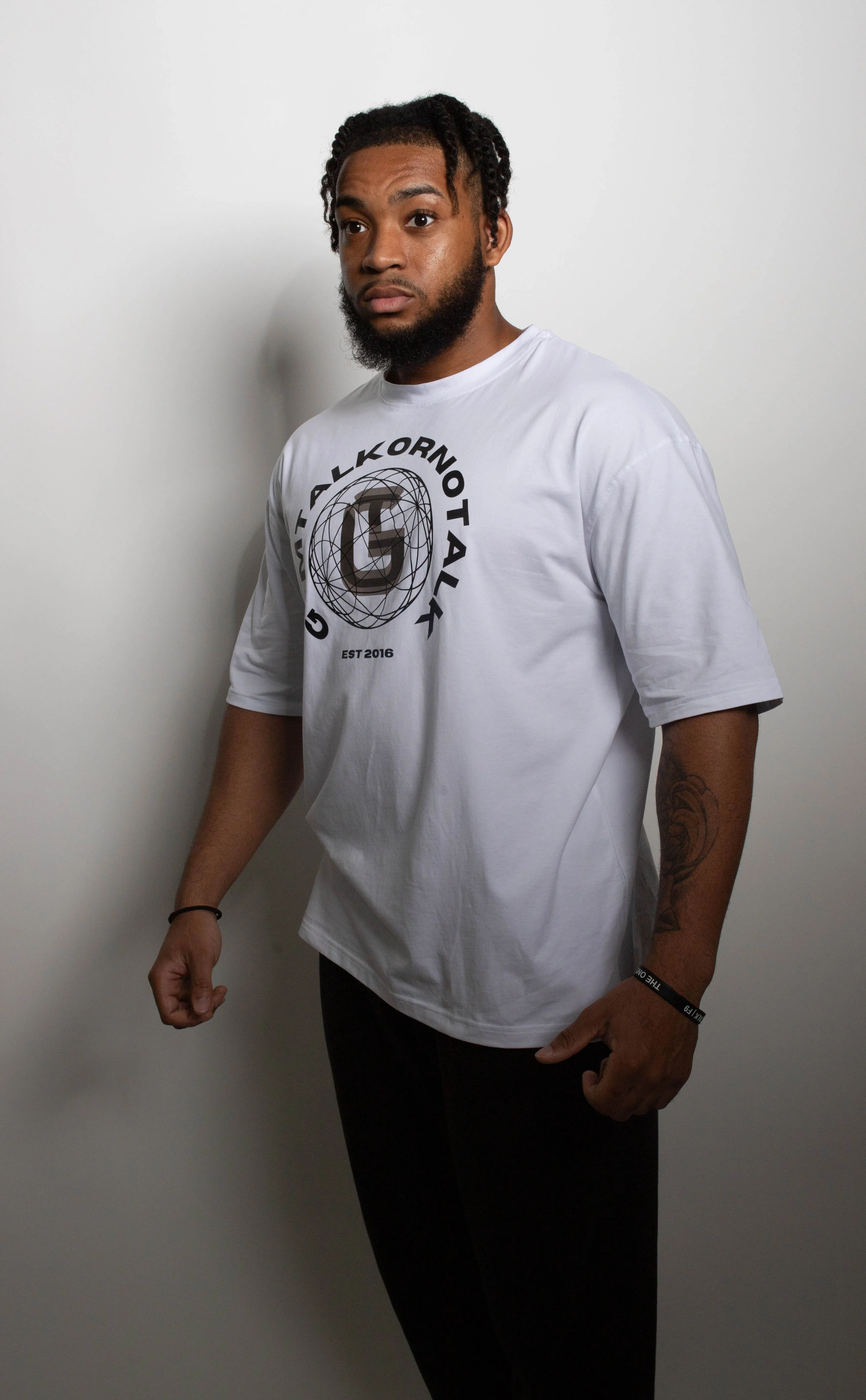 GT ESSENTIAL OVERSIZED T-SHIRT W