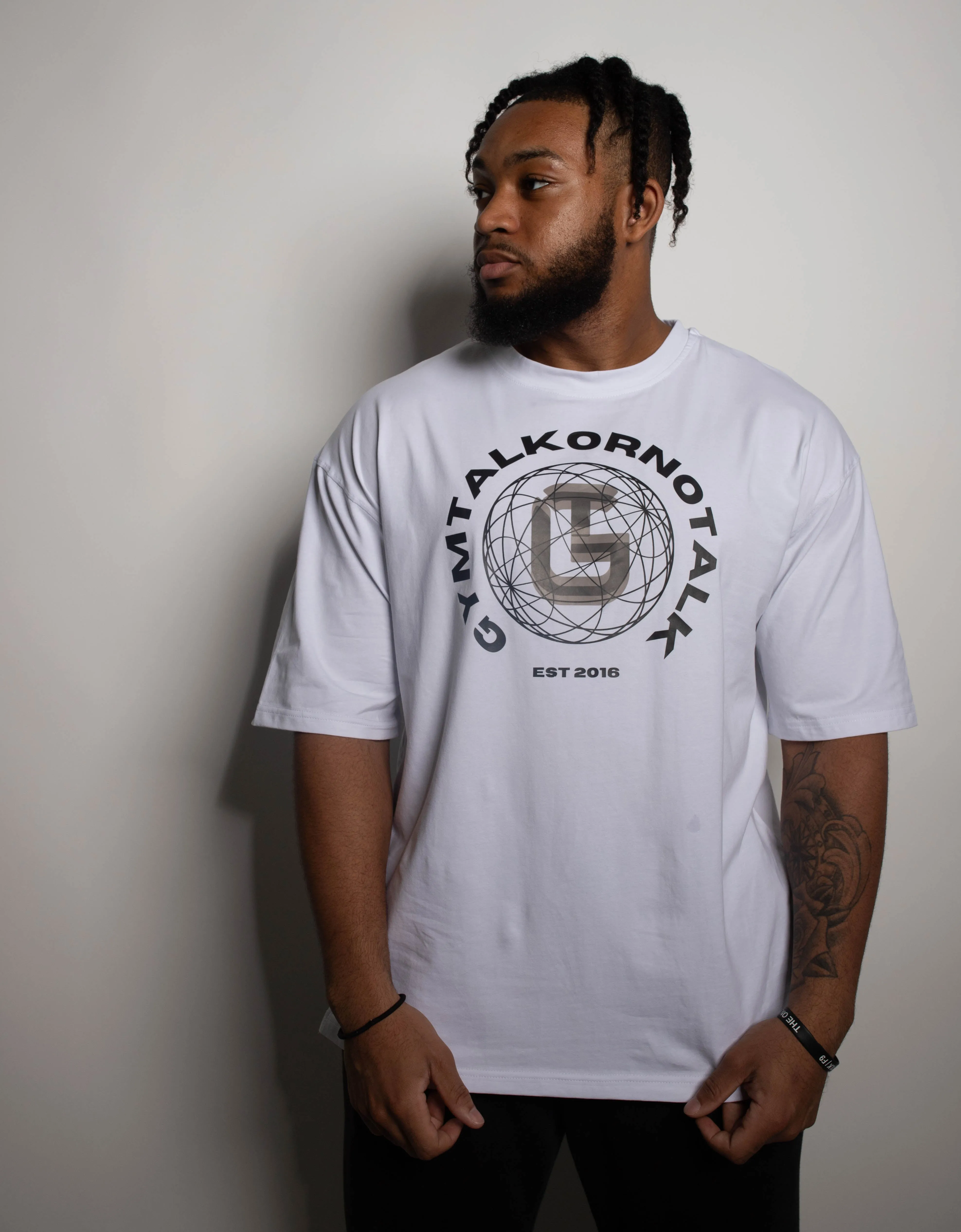 GT ESSENTIAL OVERSIZED T-SHIRT W