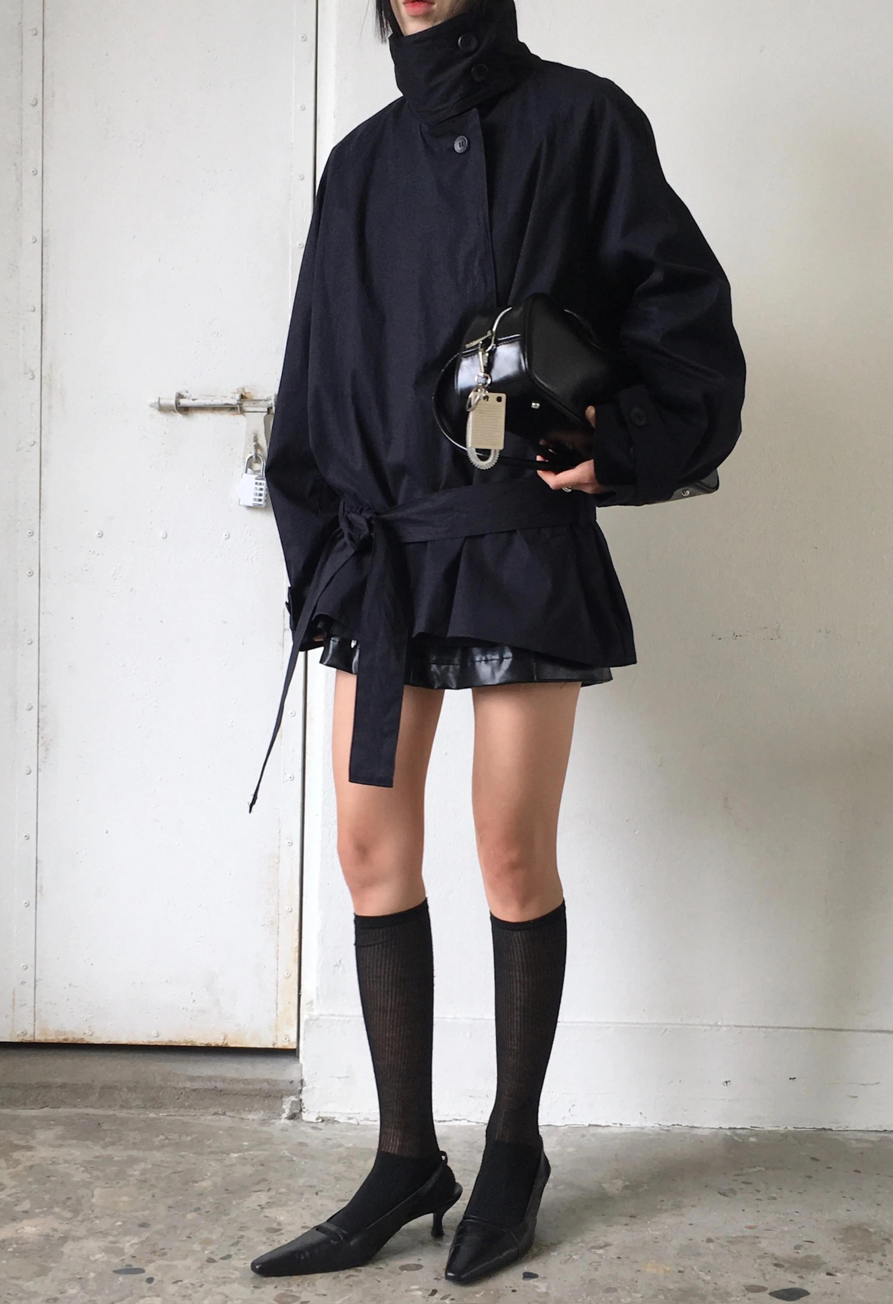 Half Trench in Black