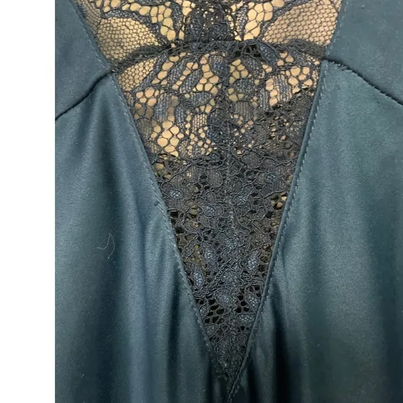 Jonquil Peacock Lace-Trim Satin Nightgown‎