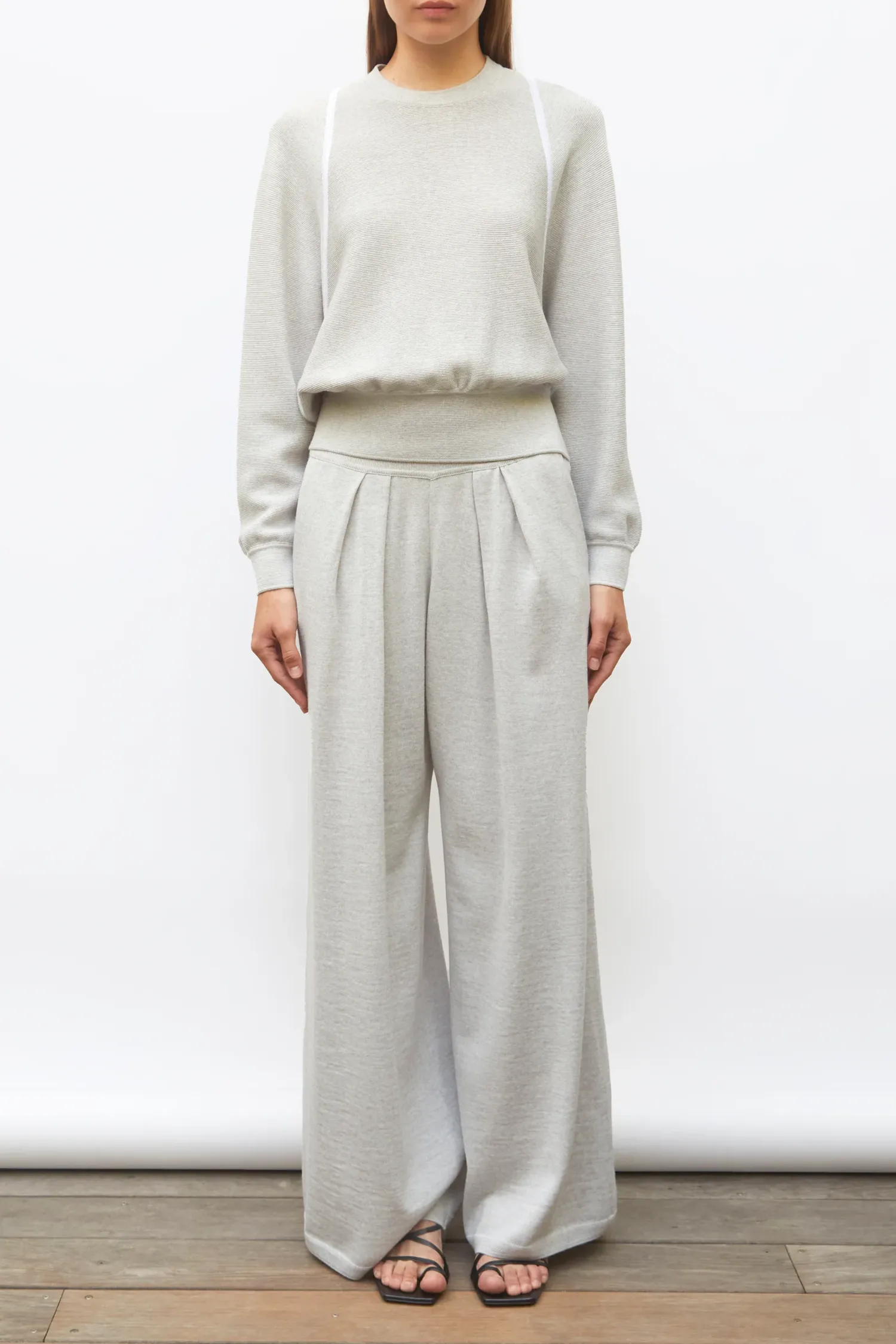 Jour Cropped Oversized Sweater Pearl Grey