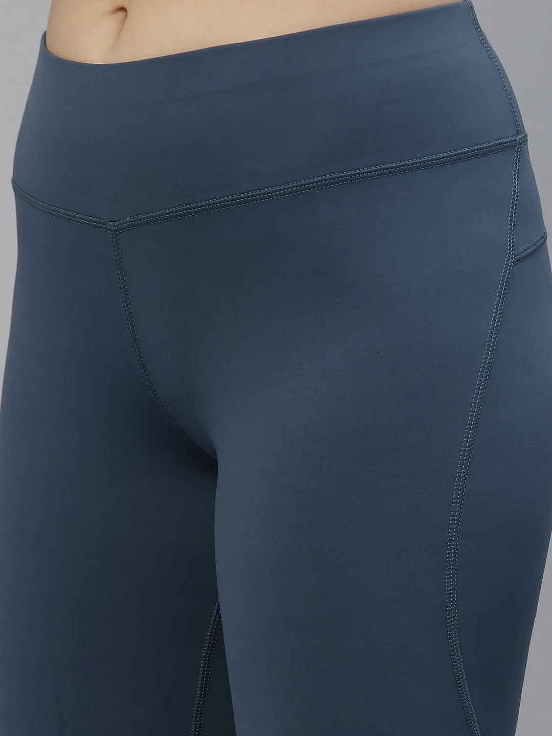 JUMP USA Women Solid Rapid-Dry Seamless Short Tights