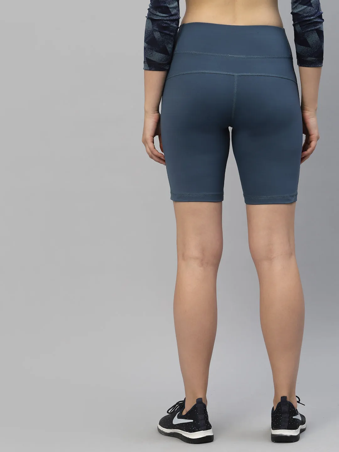 JUMP USA Women Solid Rapid-Dry Seamless Short Tights