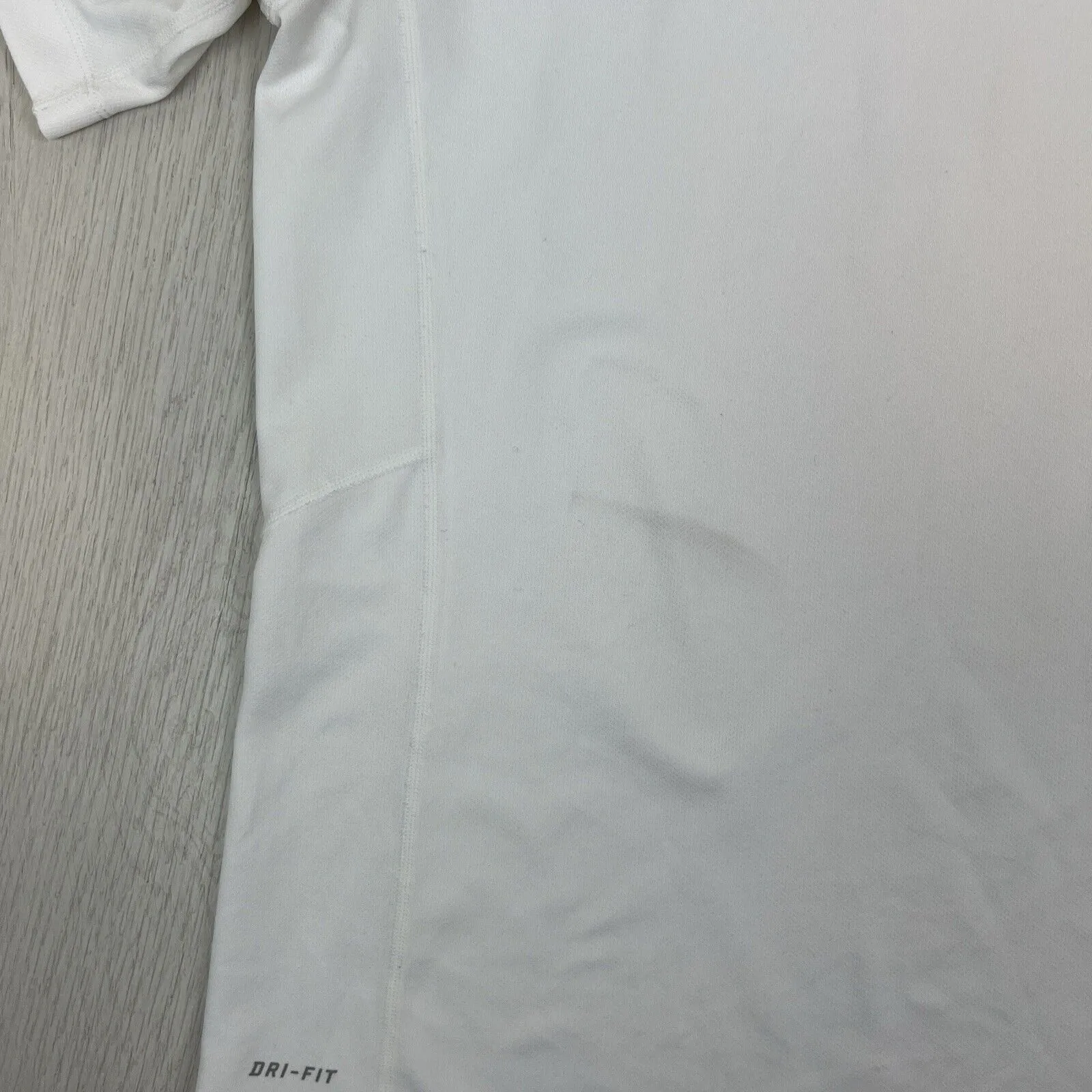 Nike Mens White Activewear T-Shirt Size Medium