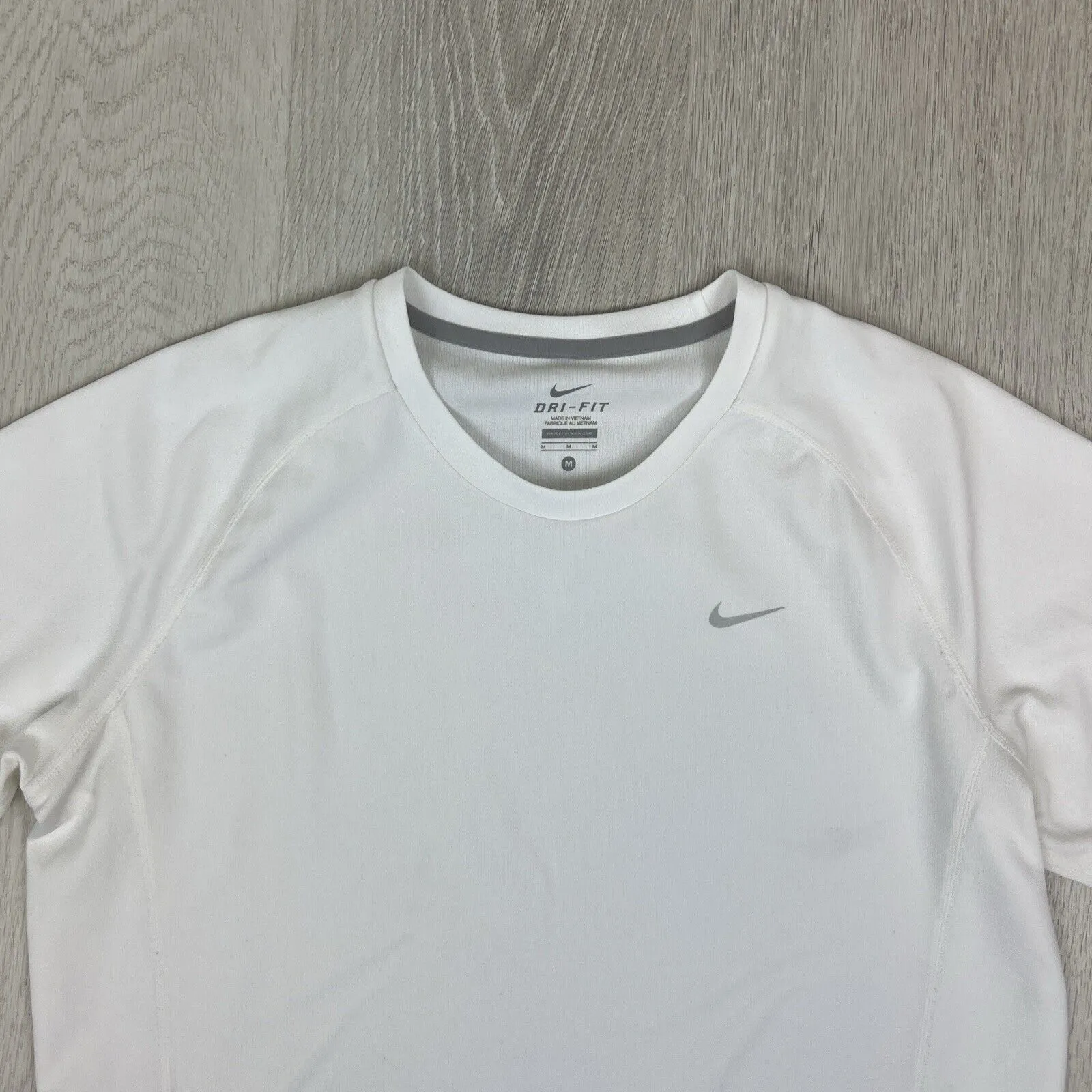 Nike Mens White Activewear T-Shirt Size Medium