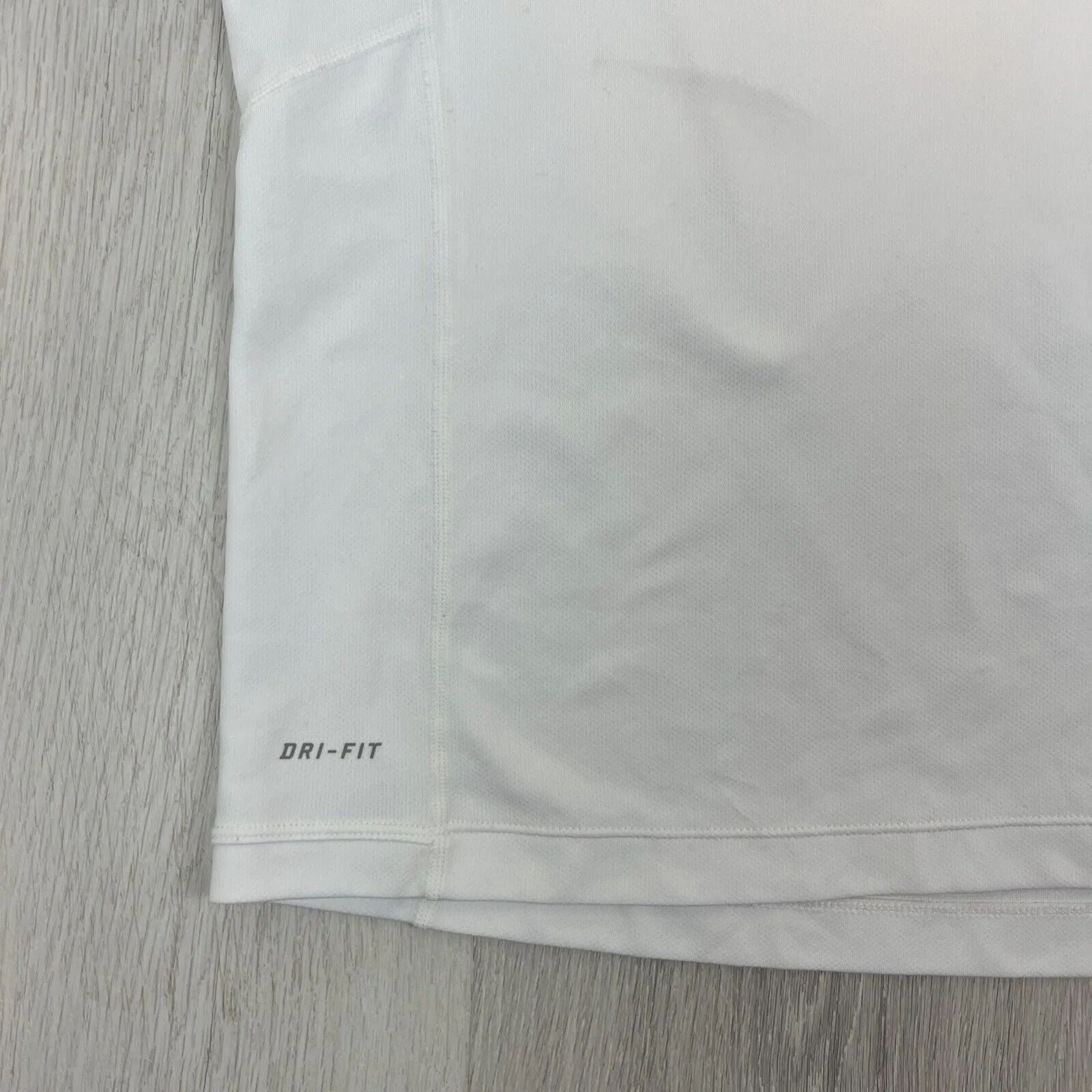Nike Mens White Activewear T-Shirt Size Medium