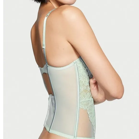 •NWT Victoria’s Secret Shine Strap Mint Haze Lace Corset // Small DD