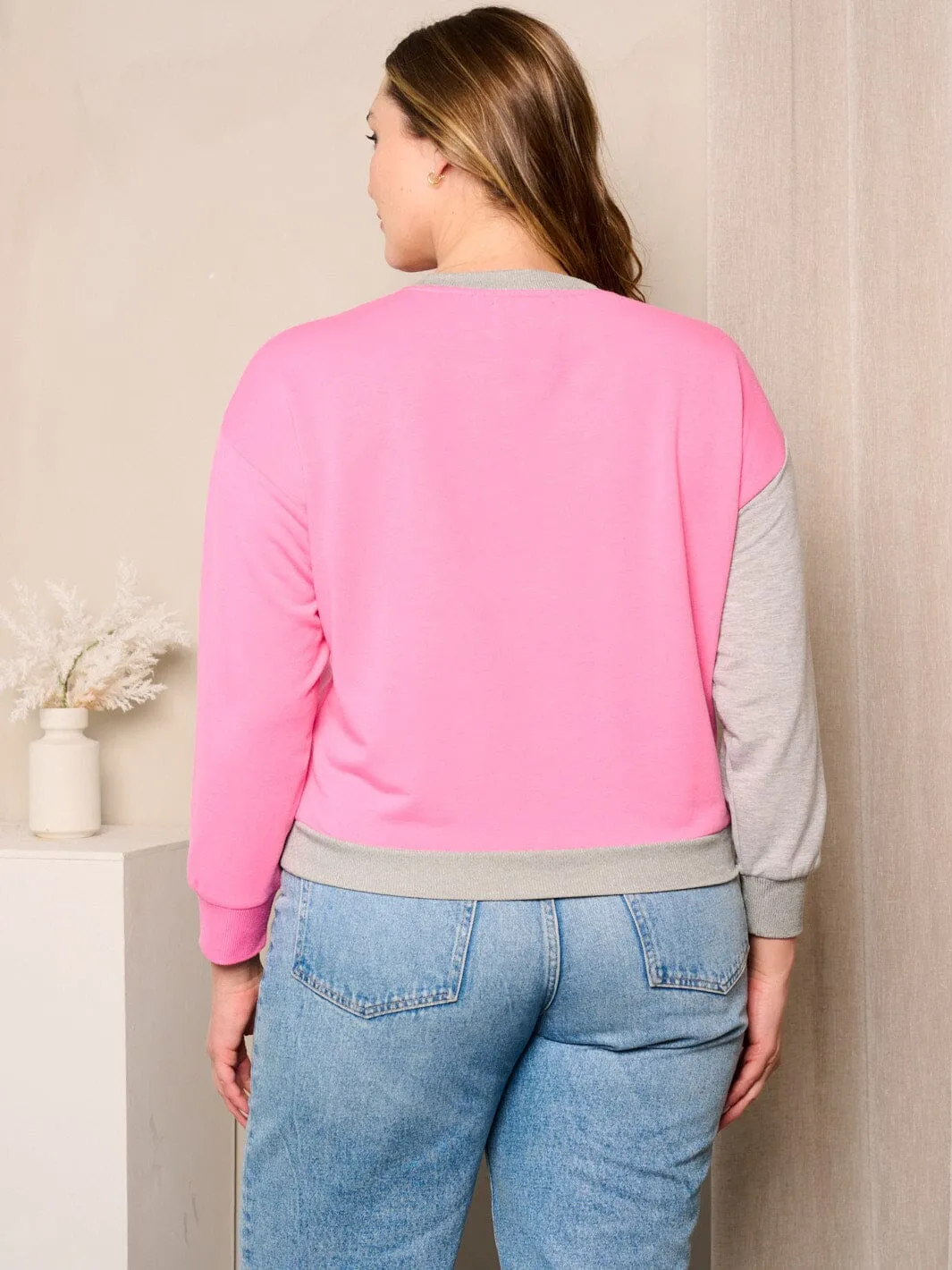 PLUS SIZE LONG SLEEVES COLORBLOCK GRAPHIC TOP