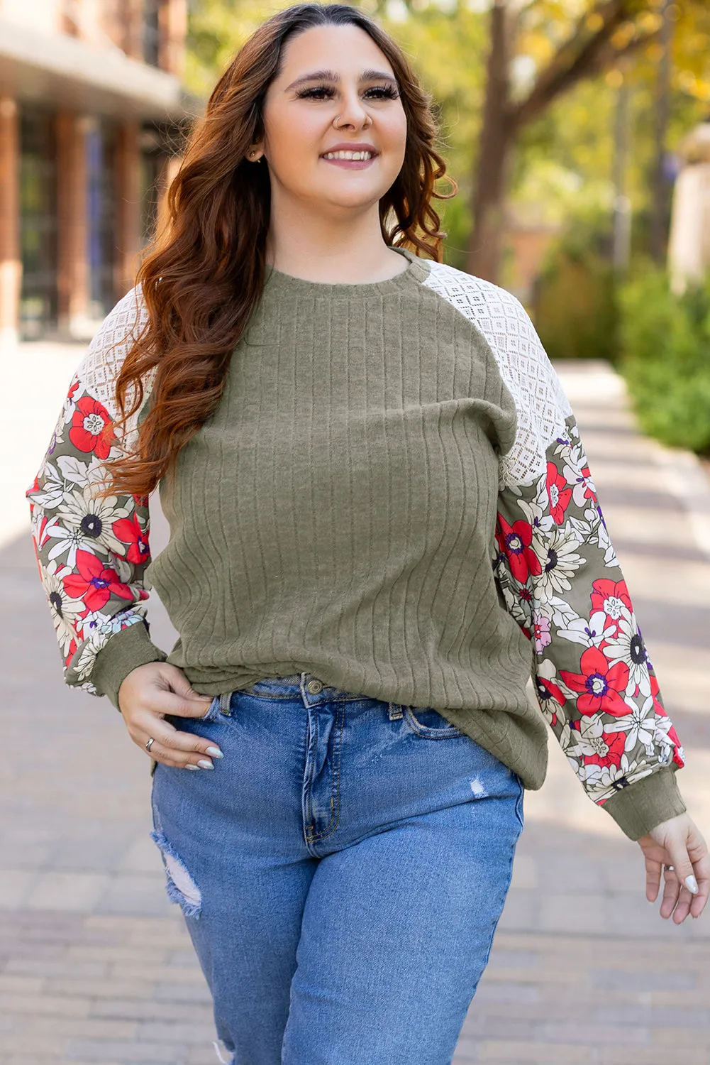 Plus Size Textured Floral Blouse