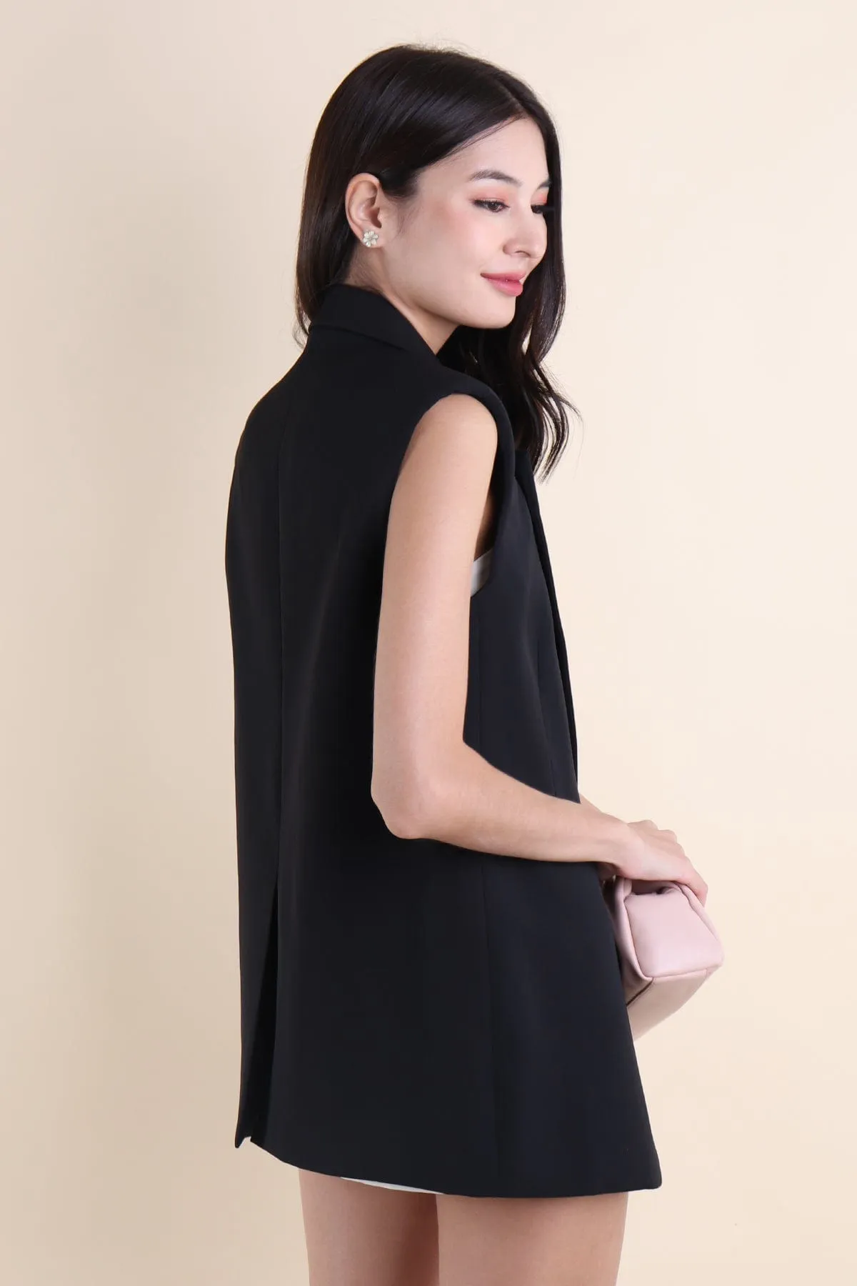POLINA TRENCH VEST IN BLACK