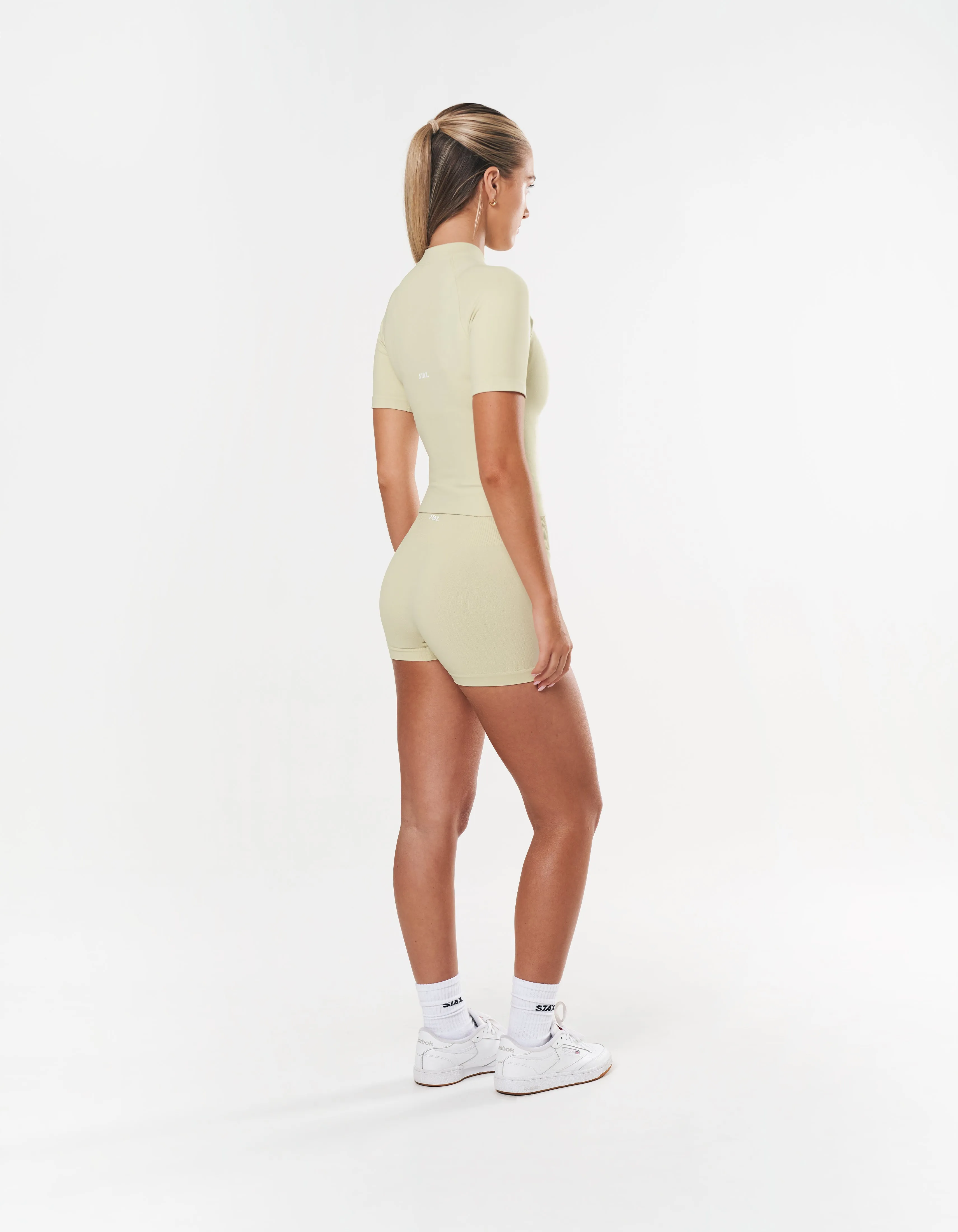 Premium Seamless High Neck Tee - Vanilla Essence