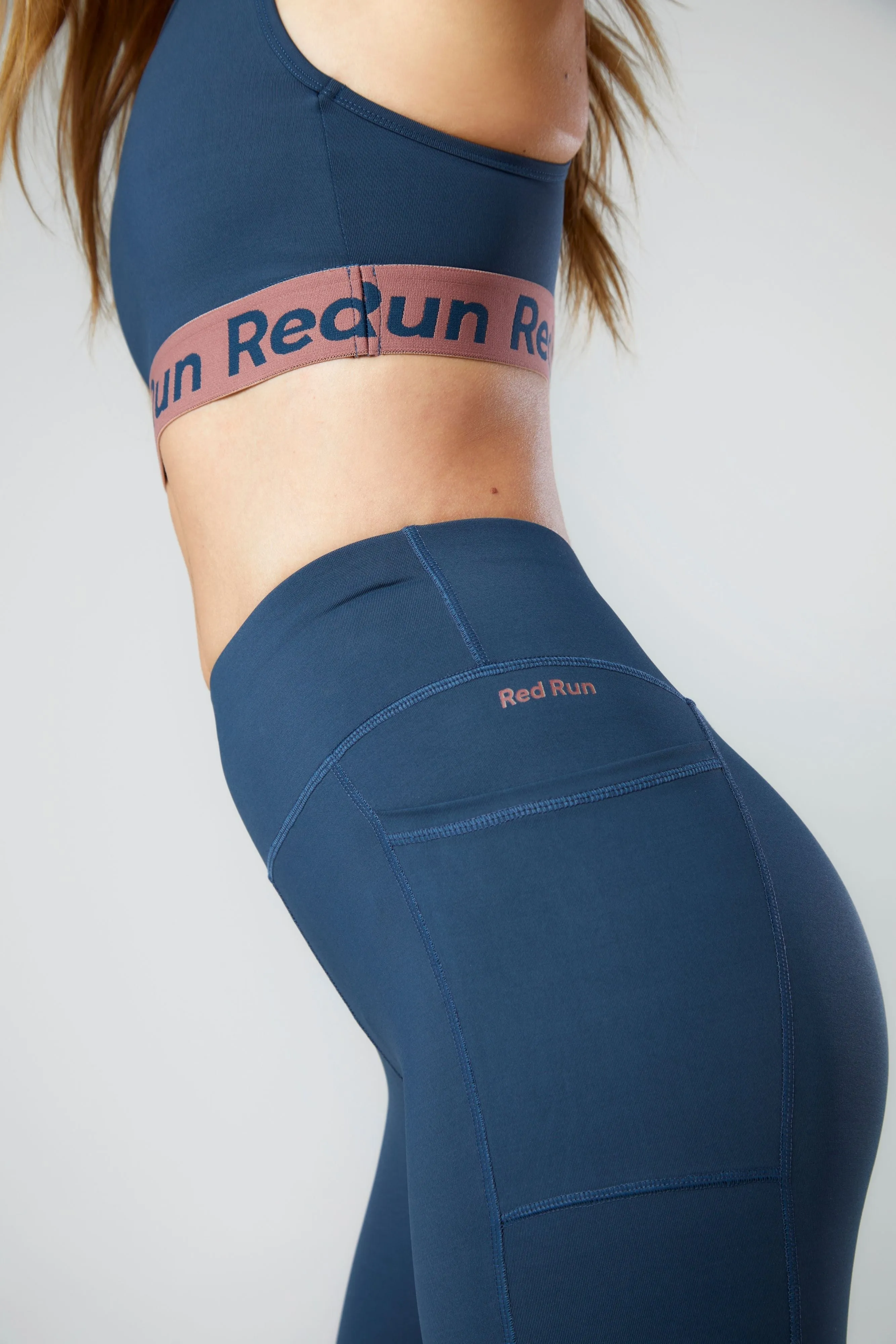 Red Run | Sculpted Legging - Midnight