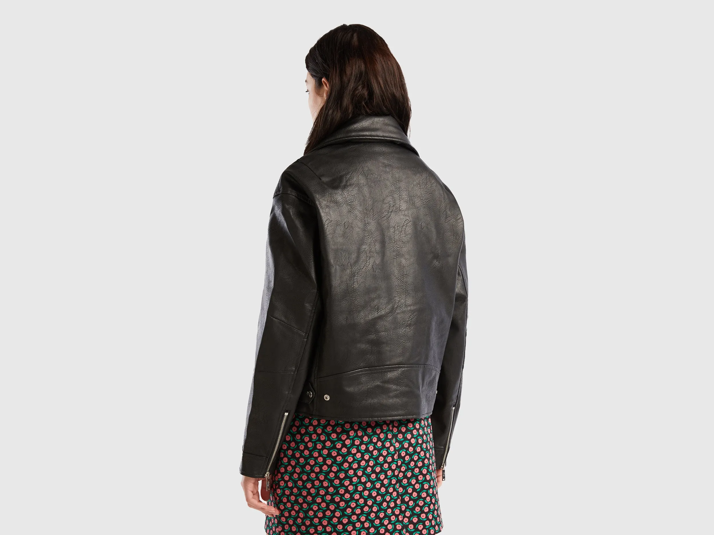 Relaxed Fit Zip Up Solid Leather Jacket