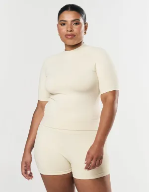 Seamless High Neck Tee - Butter