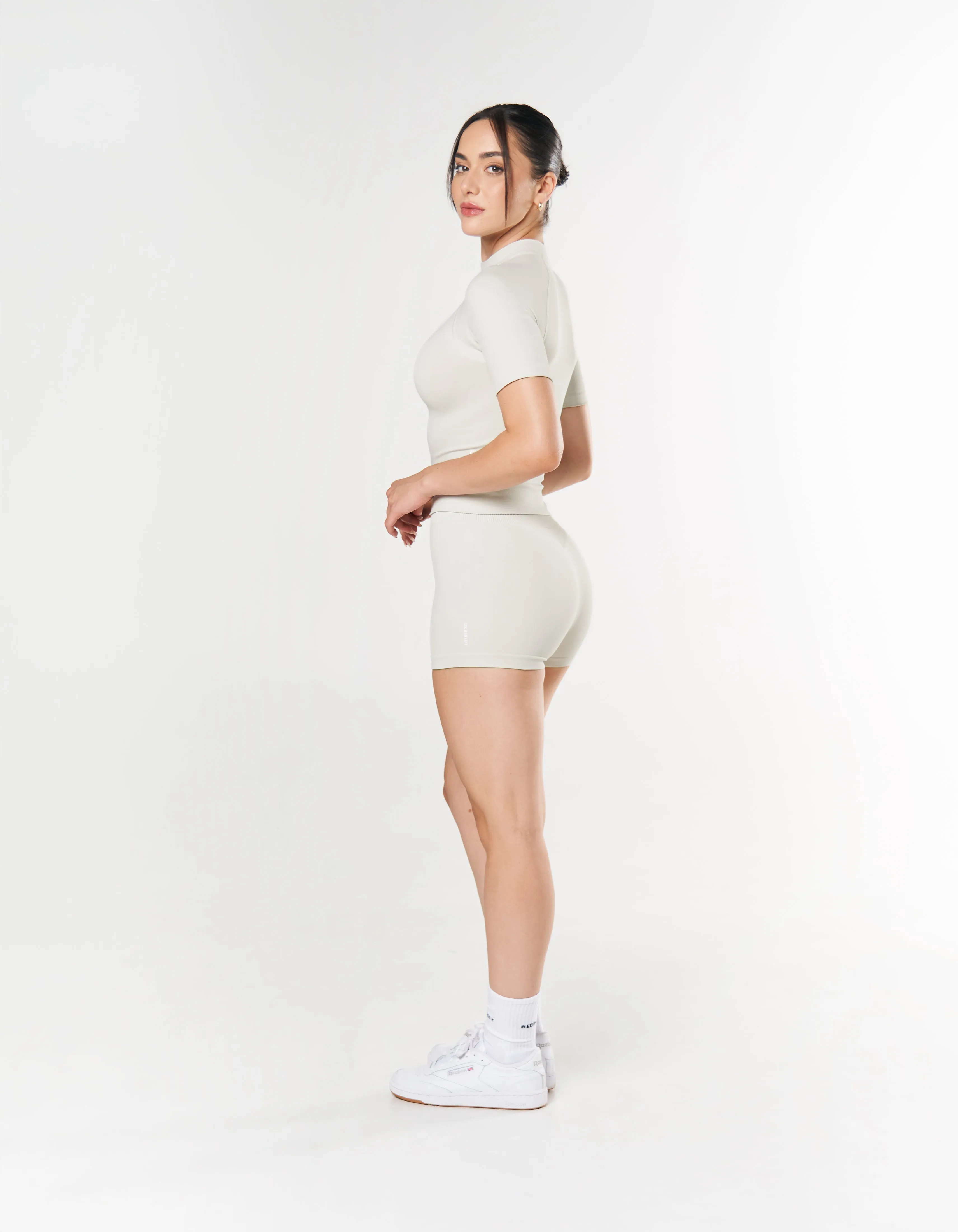 Seamless High Neck Tee - Dove