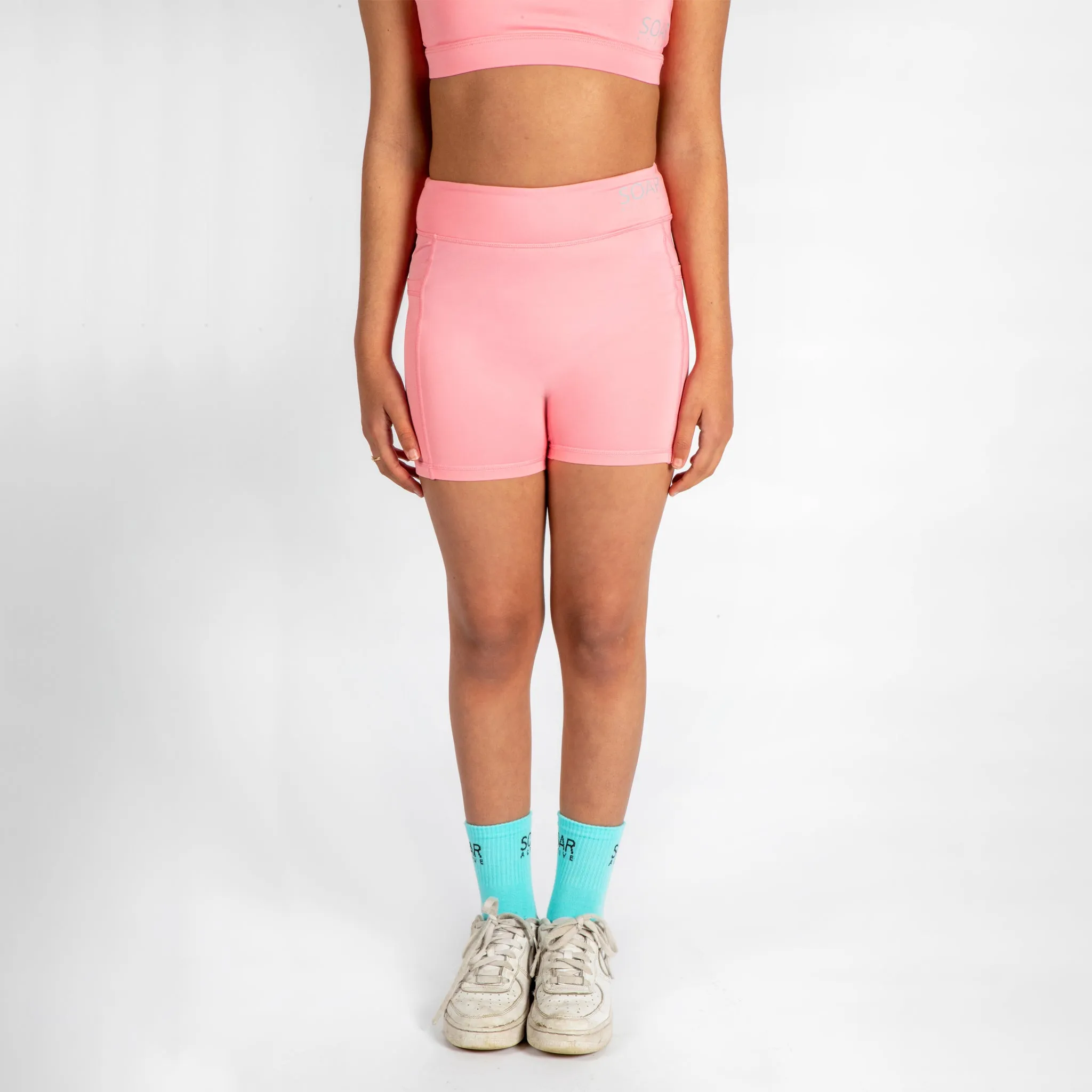 Short Tight