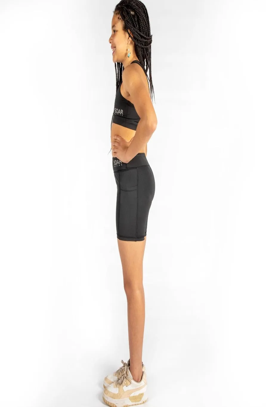 Short Tight
