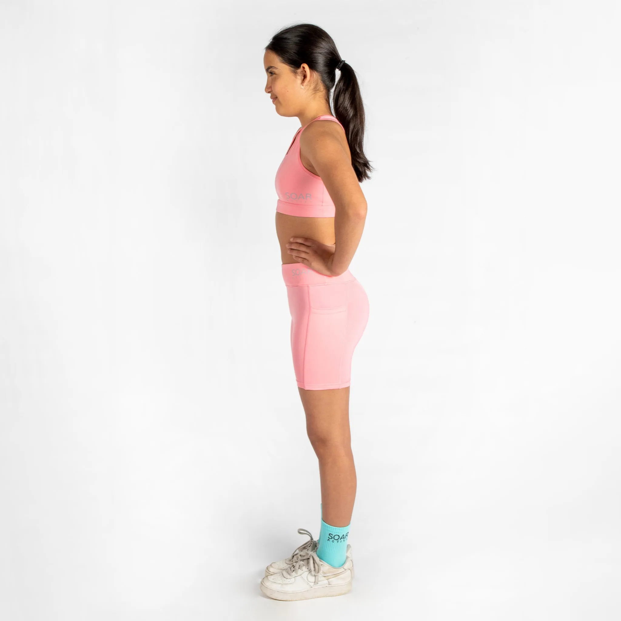 Short Tight