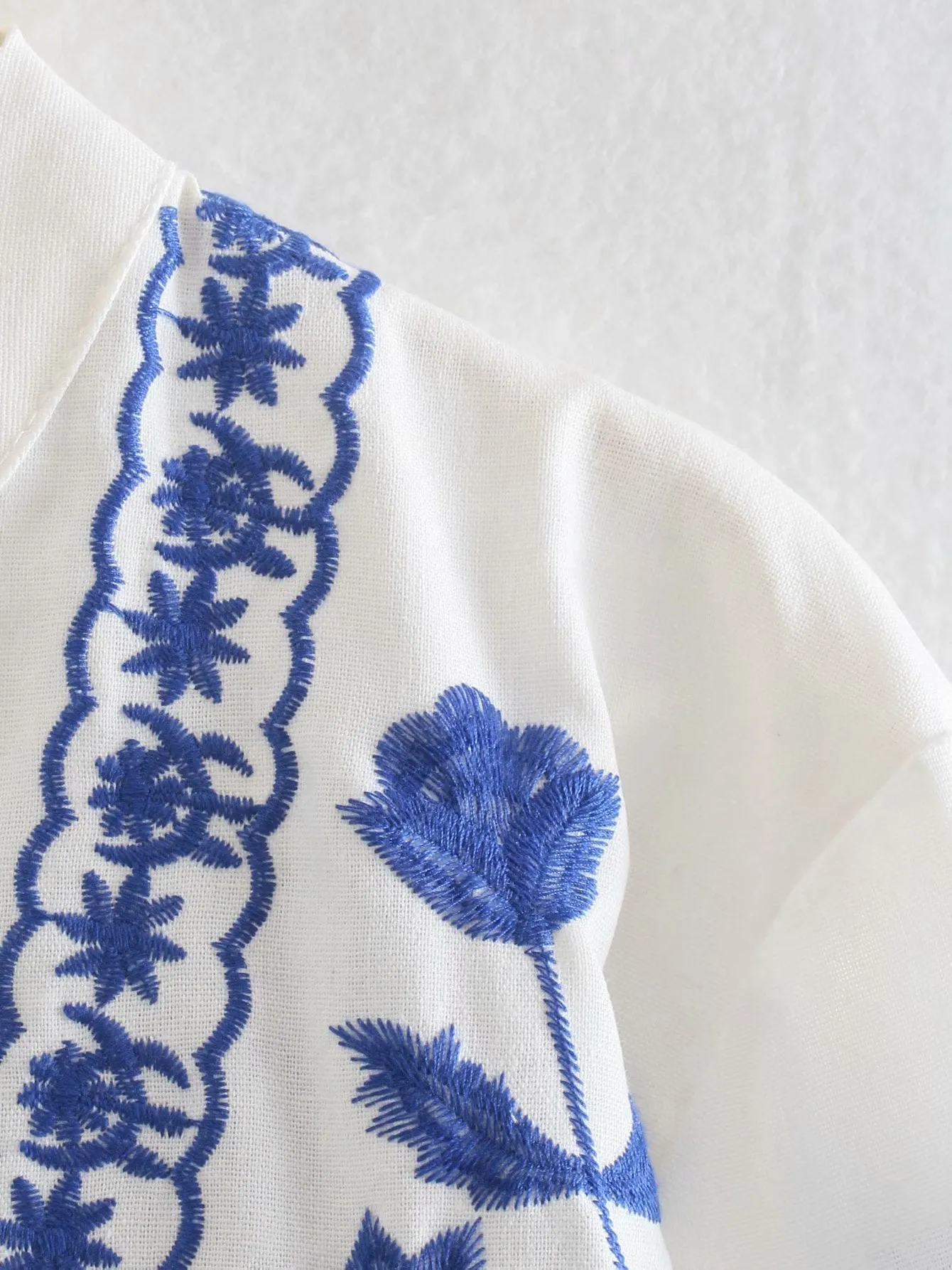 Single-breasted Floral Embroidery Shirts Cardigans