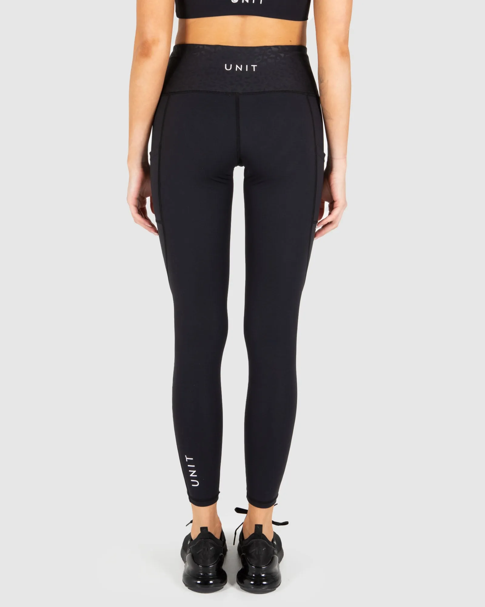 UNIT Slay Active Legging