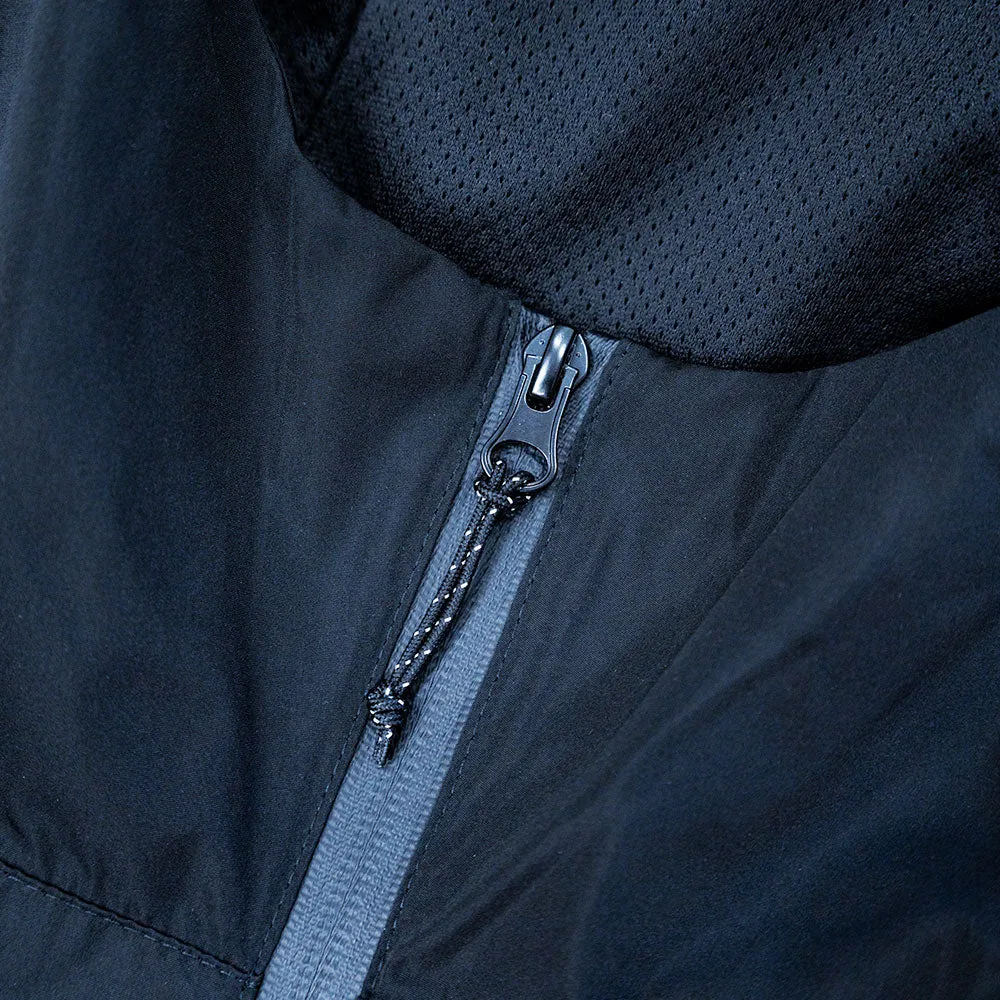 V4 Windbreaker