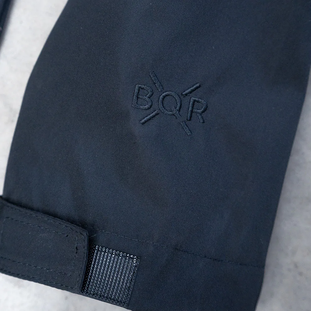 V4 Windbreaker