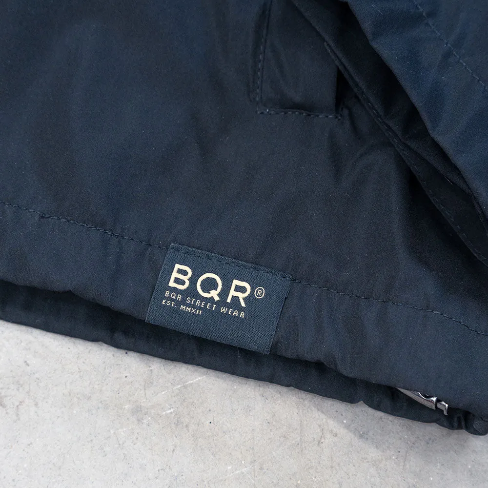 V4 Windbreaker