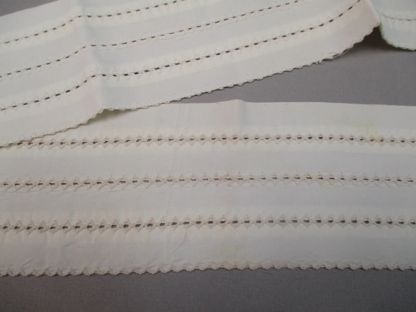 Vintage 40s 1940s Nylon slip trimming