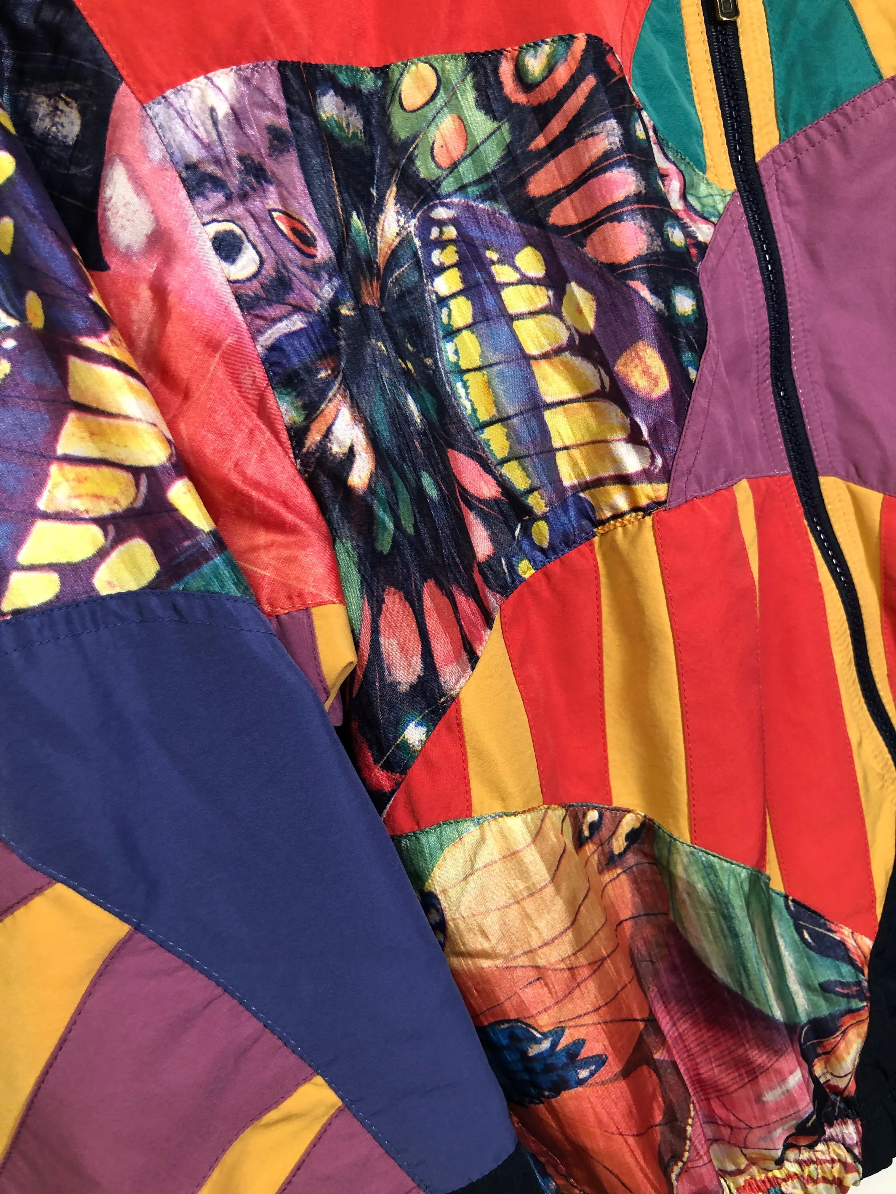 VTG Abstract Butterfly Patchwork Windbreaker (XS/S)