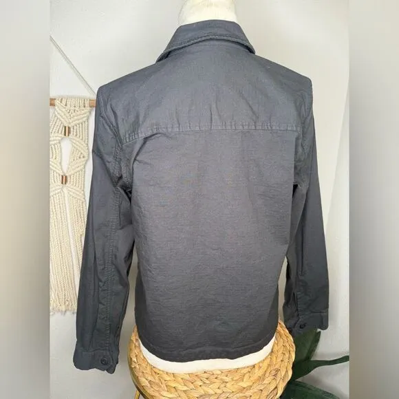Vuori Ripstop Jacket in Dark Grey Utility Pocket outerwear Collared Buttoned