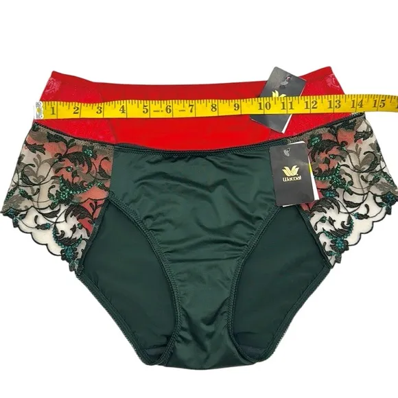 Wacoal Panty Bundle Size M