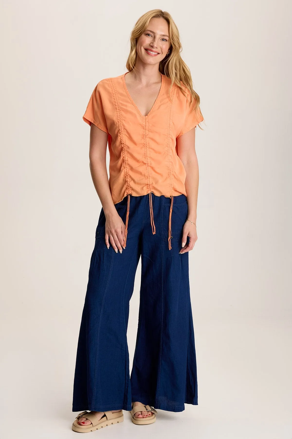Werner Twill Ruched Cord Relaxed V-Neck Tee