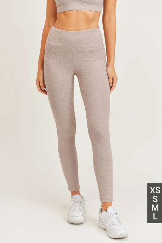 WILDLUST leopard jacquard leggings