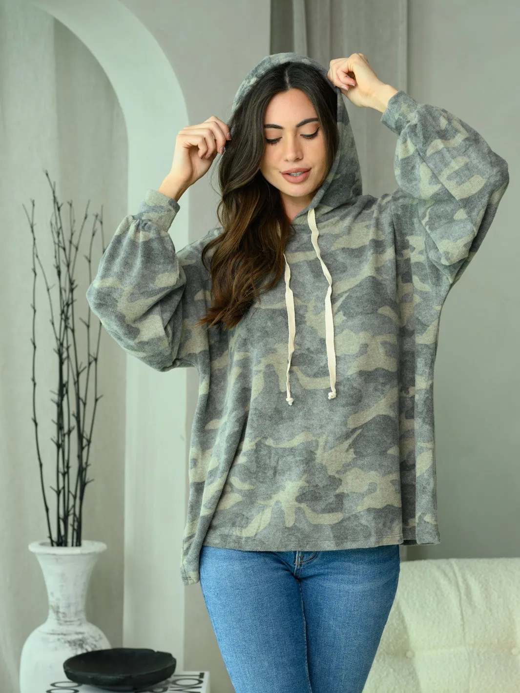 WOMEN'S LONG SLEEVE CAMO PRINT HOODIE TOP
