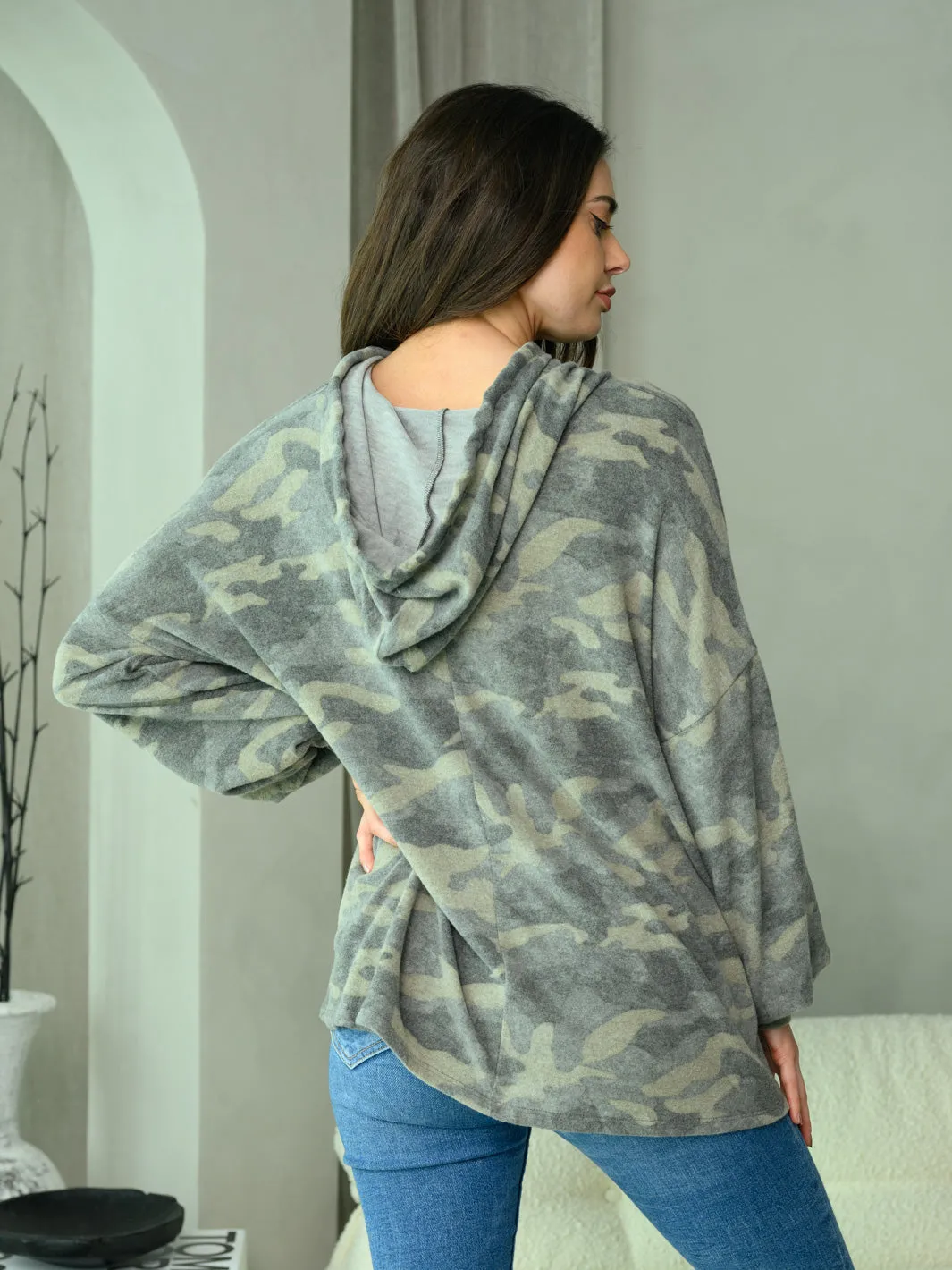 WOMEN'S LONG SLEEVE CAMO PRINT HOODIE TOP