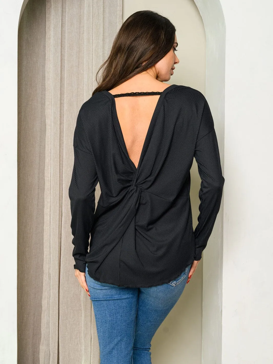 WOMEN'S LONG SLEEVE OPEN BACK DETAILED TOP