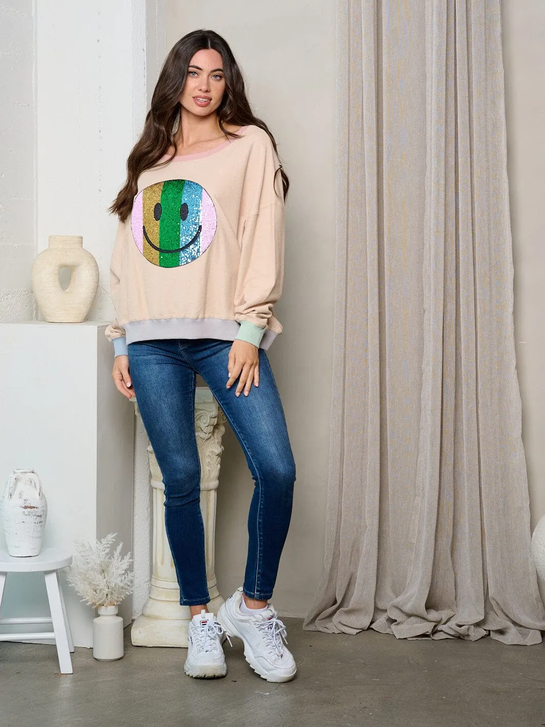 WOMEN'S LONG SLEEVE SEQUINS GRAPHIC TOP