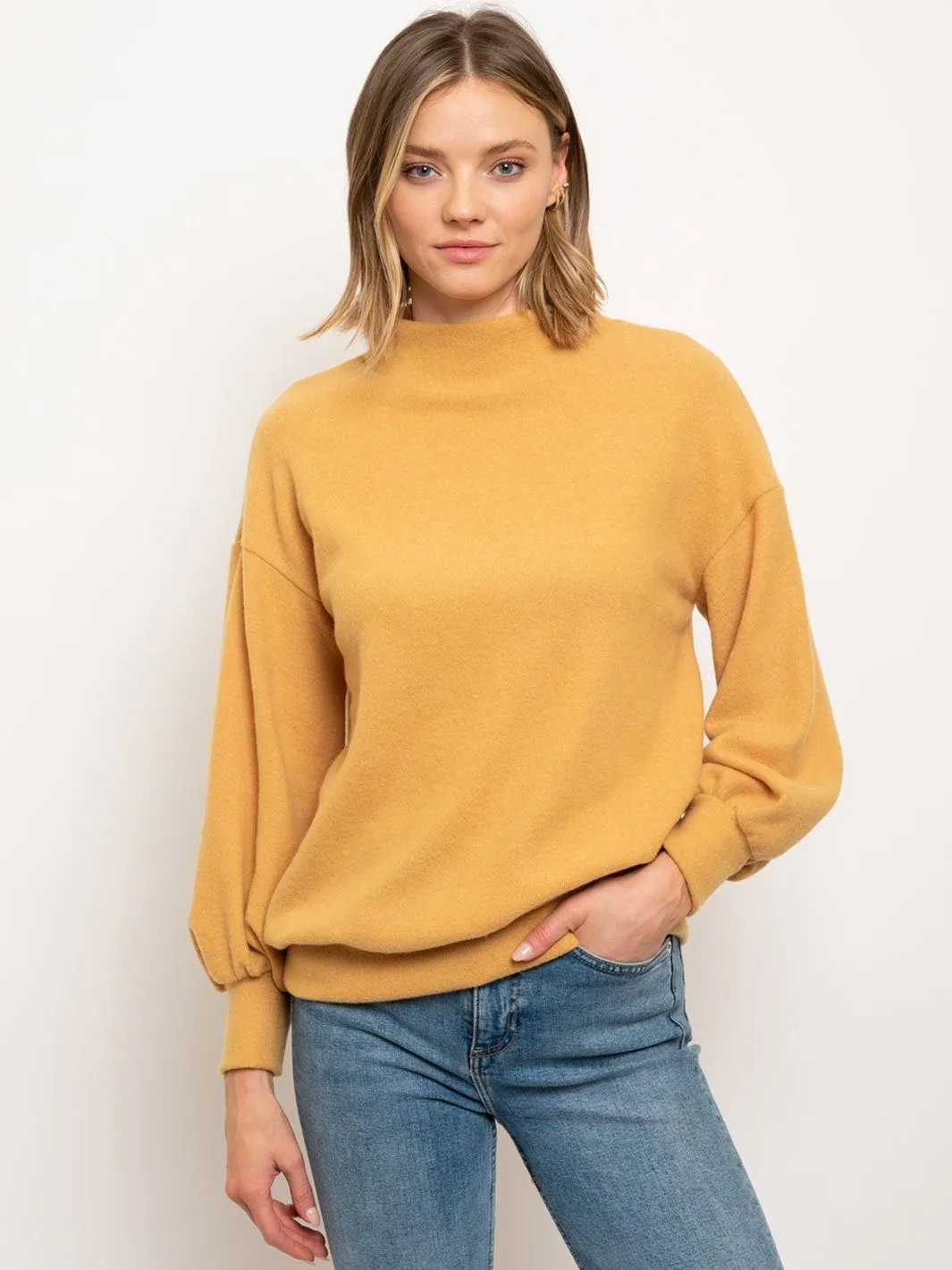 WOMEN'S LONG SLEEVE TOP