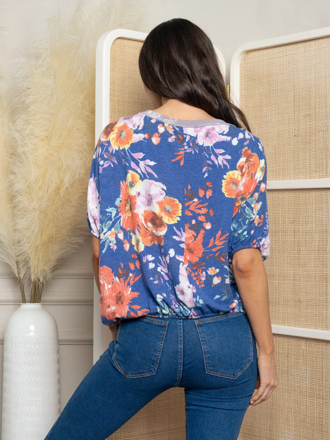 WOMEN'S SHORT FLORAL PRINT TOP