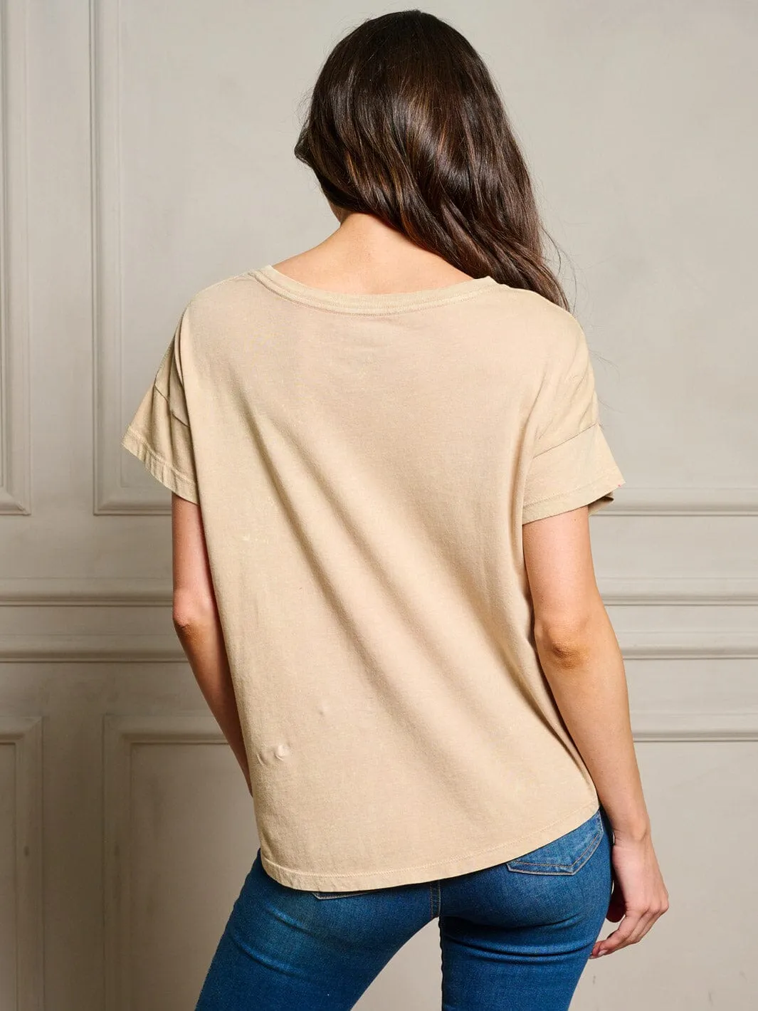 WOMEN'S SHORT SLEEVE GRAPHIC TOP